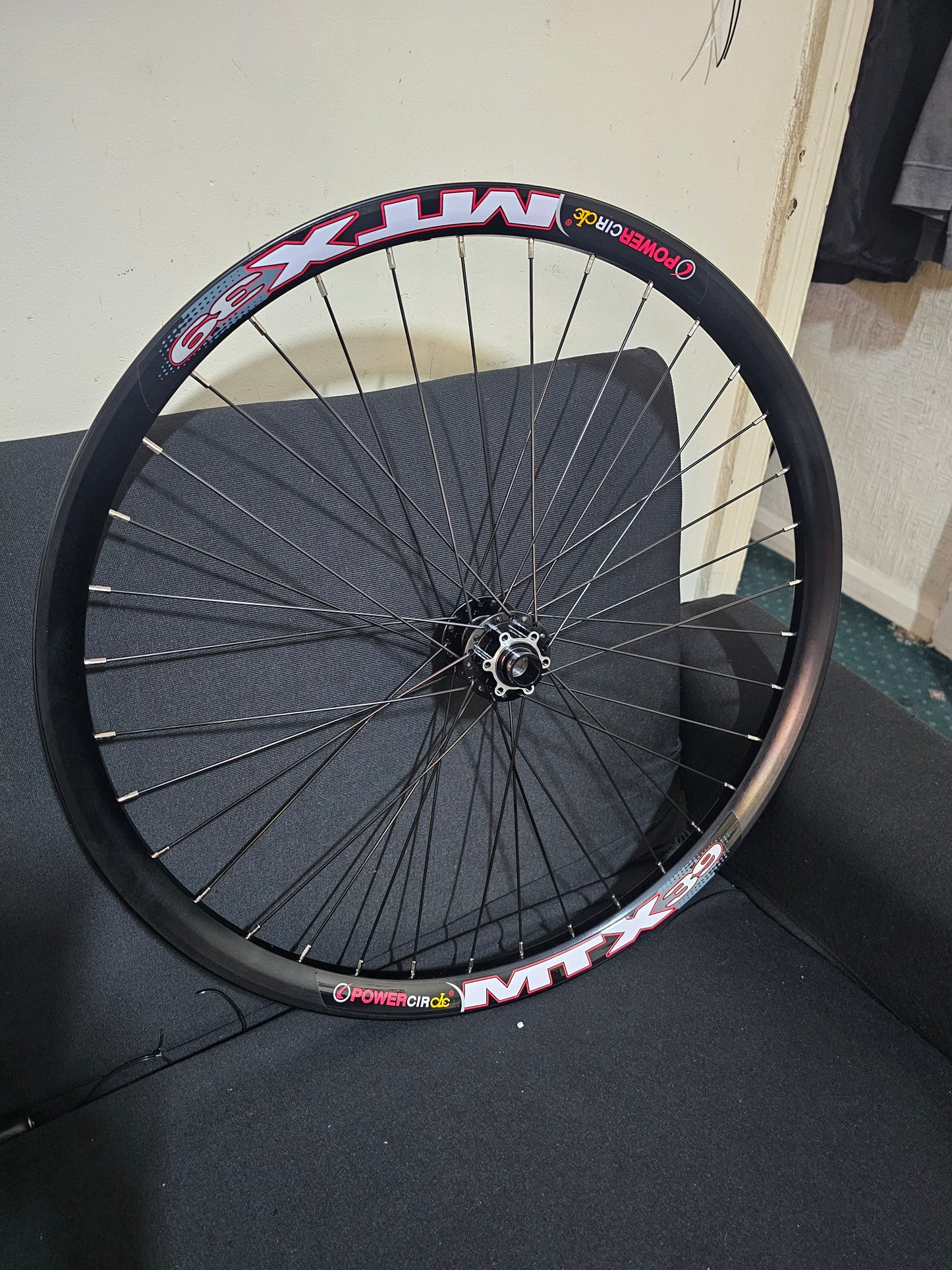 MTX 39 thru axle front wheel 26"/27.5"/29" dual disk