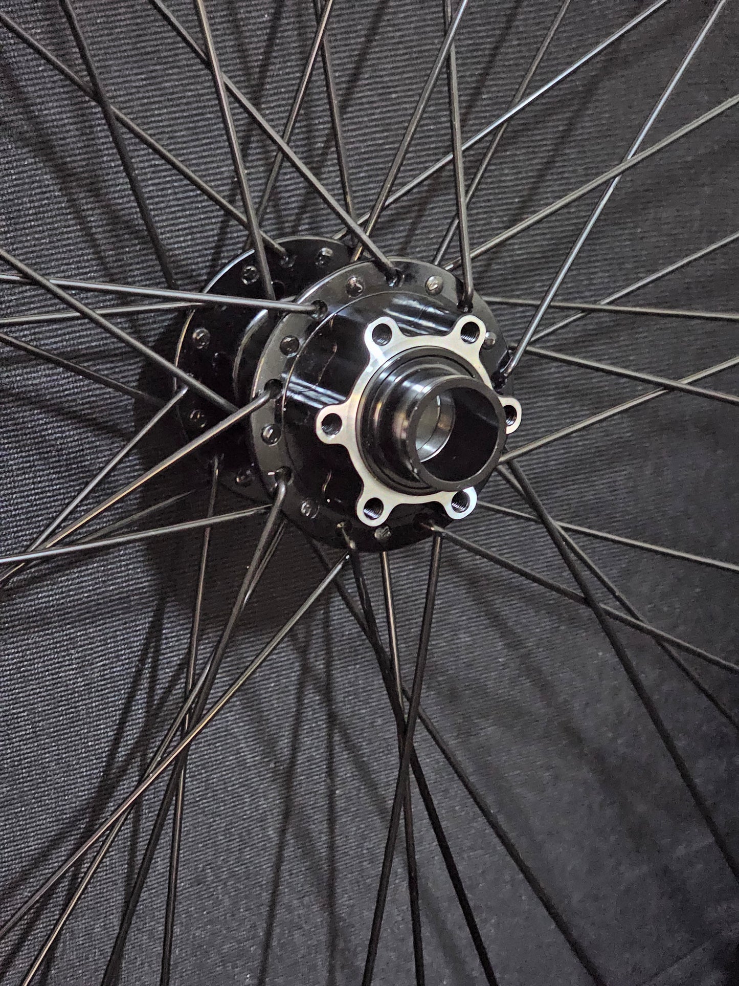 MTX 39 thru axle front wheel 26"/27.5"/29" dual disk
